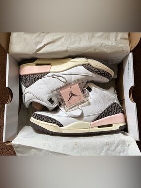 Jordan Air Jordan 3 Retro White Dark Mocha
